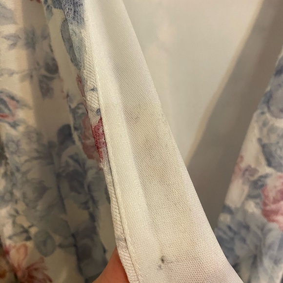 Honey Punch - Floral romper - Medium - Picture 5 of 5